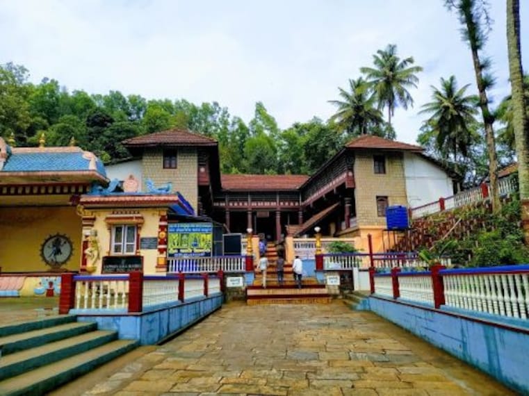 Shri Kalaseshwara Swami Temple-2